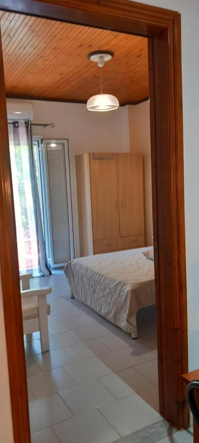 Nikis Apartments 阿齐欧斯·贡多斯 外观 照片