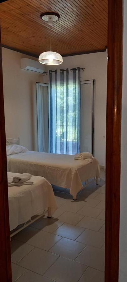 Nikis Apartments 阿齐欧斯·贡多斯 外观 照片